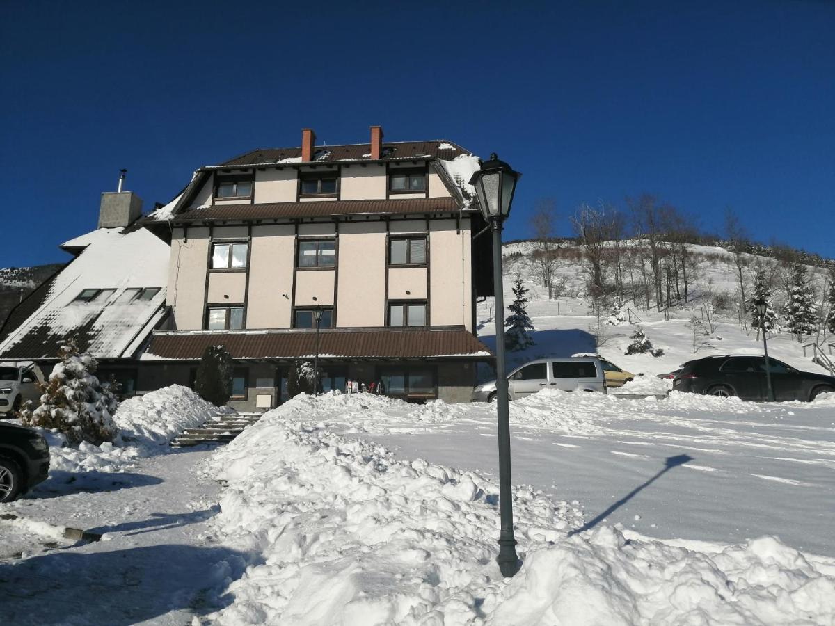 Villa Mramor Брзече Экстерьер фото