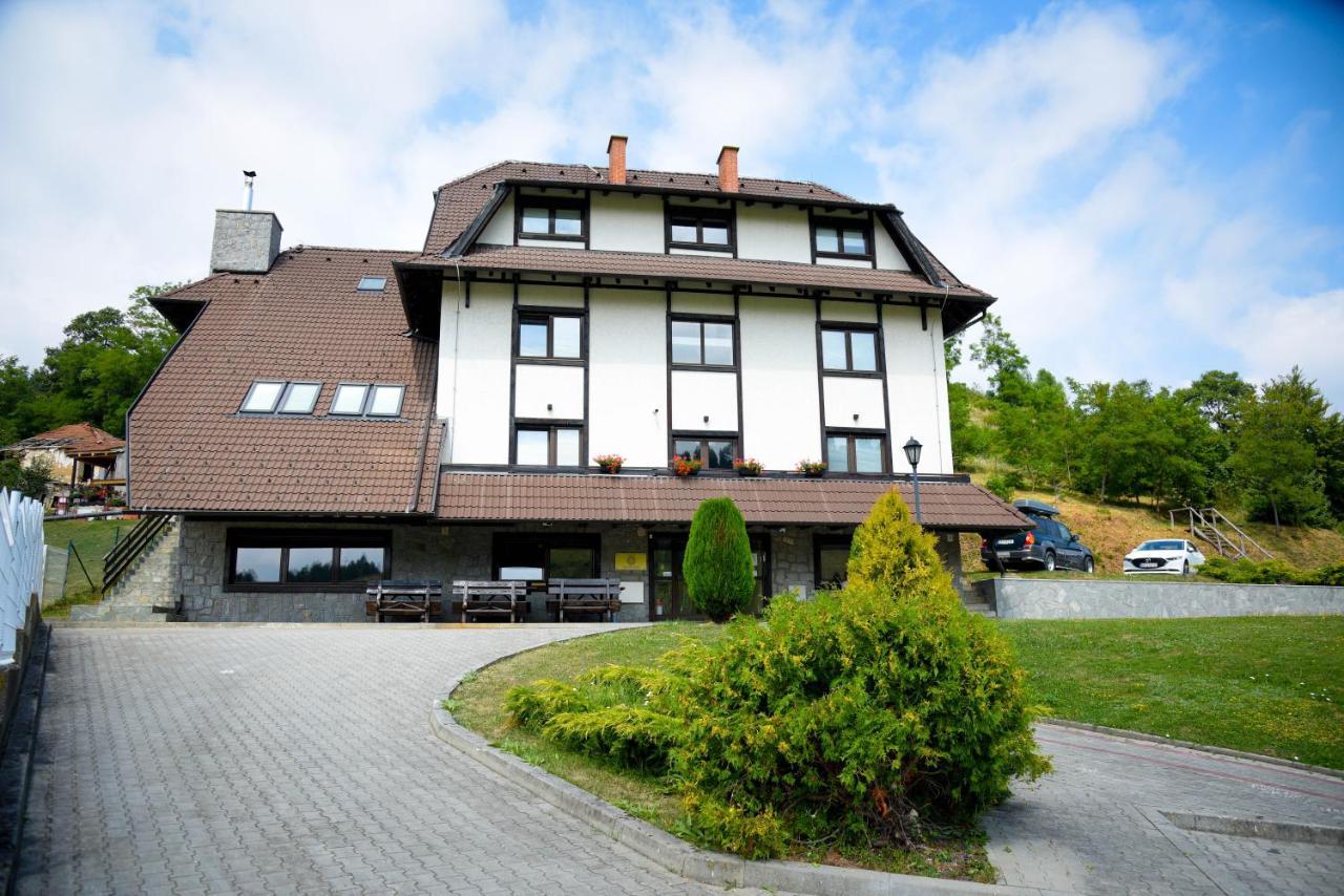 Villa Mramor Брзече Экстерьер фото